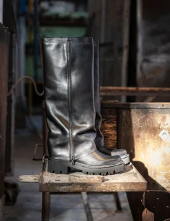 Stivali tacco 3cm pelle nero