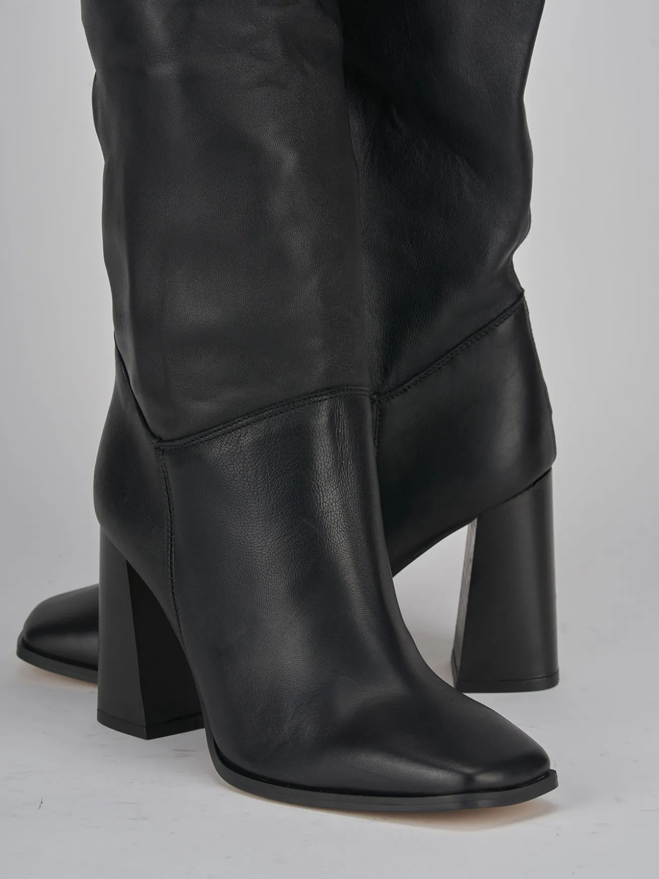 Stivali tacco 9cm pelle nero