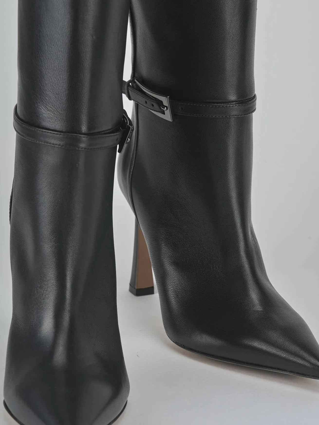 Stivali tacco 8cm pelle nero