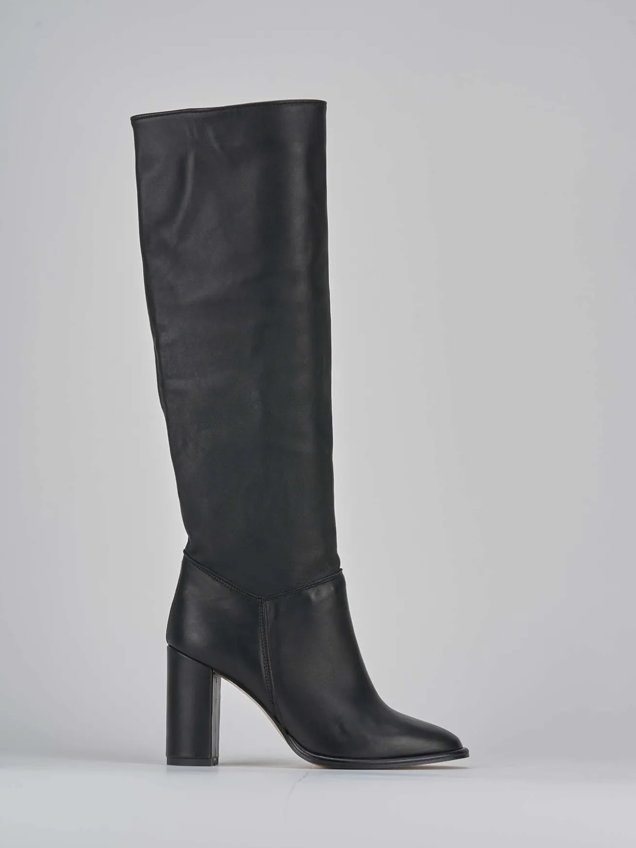 Stivali tacco 9cm pelle nero