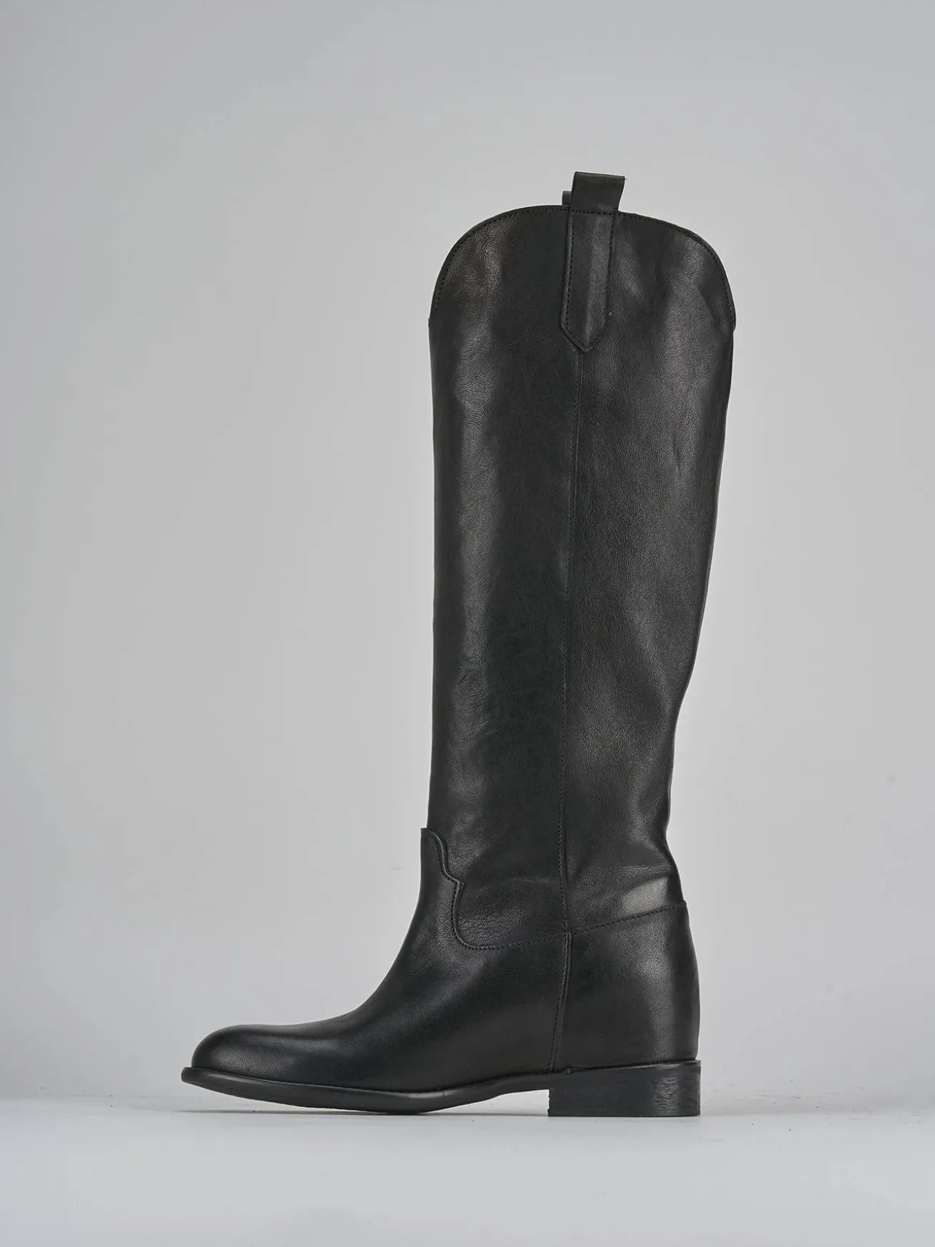 Stivali tacco 2cm pelle nero