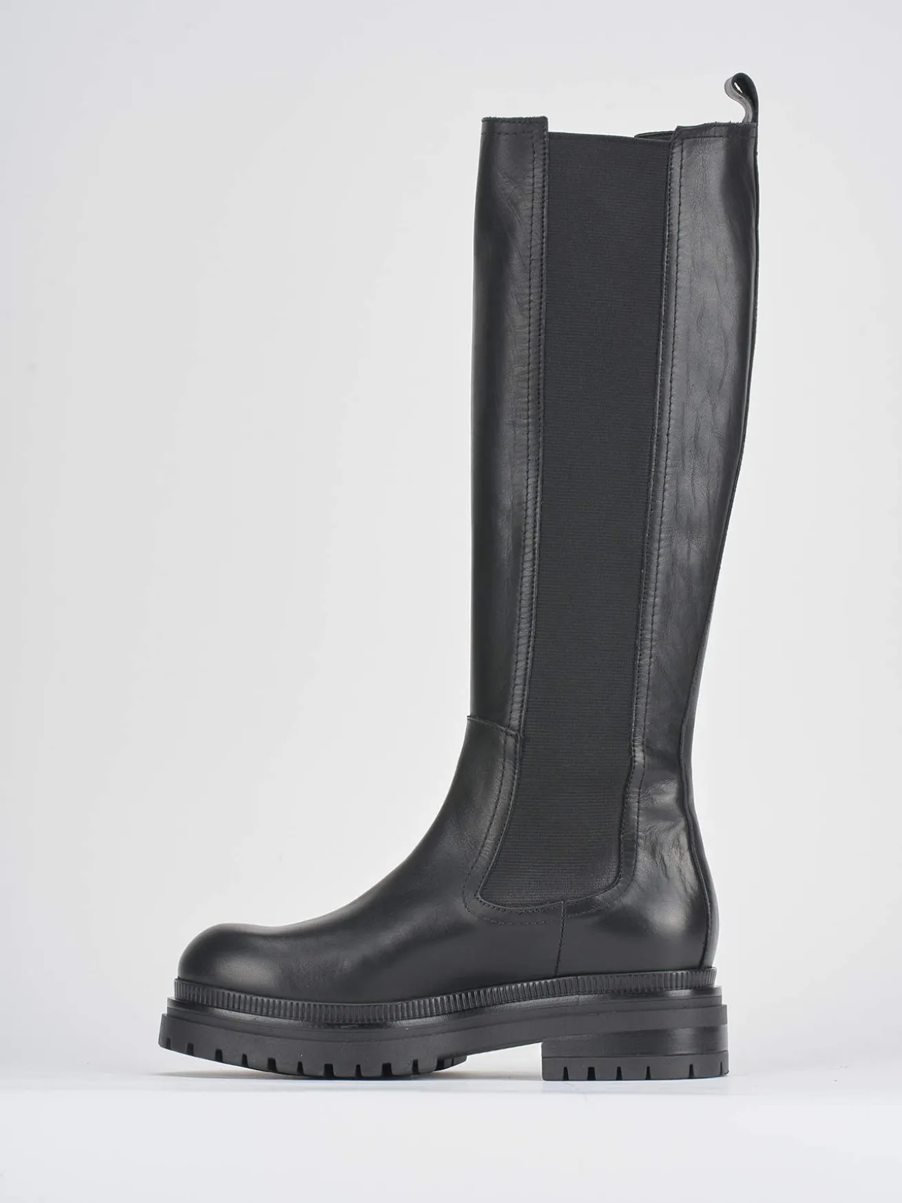 Stivali tacco 3cm pelle nero