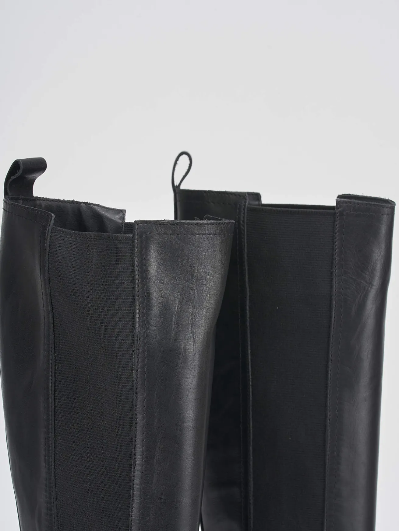 Stivali tacco 3cm pelle nero