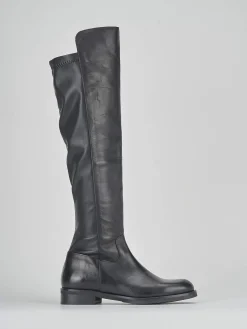 Stivali tacco 2cm pelle nero