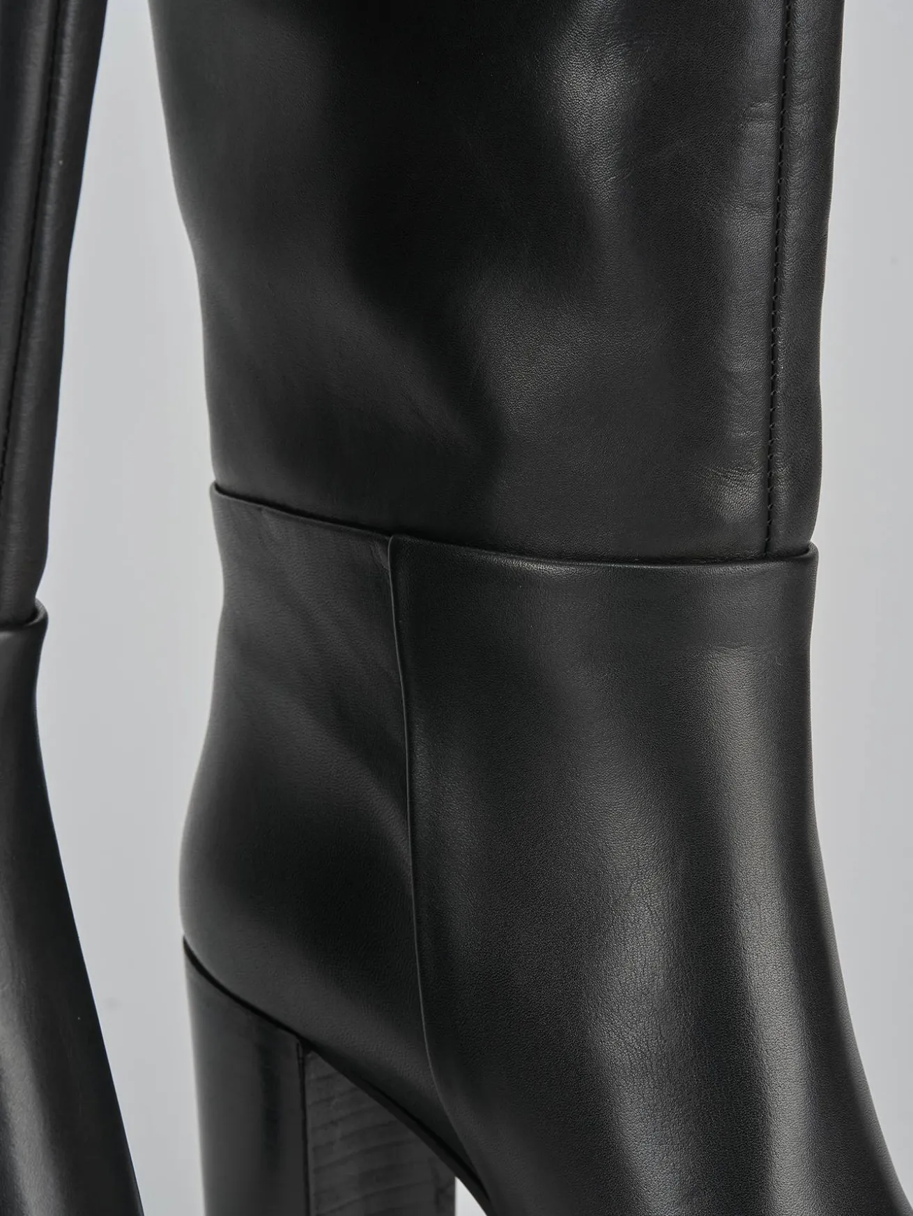 Stivali tacco 8cm pelle nero