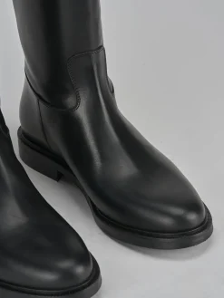 Stivali tacco 2cm pelle nero