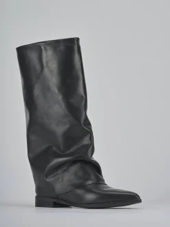 Stivali tacco 2cm pelle nero