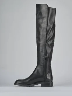 Stivali tacco 2cm pelle nero