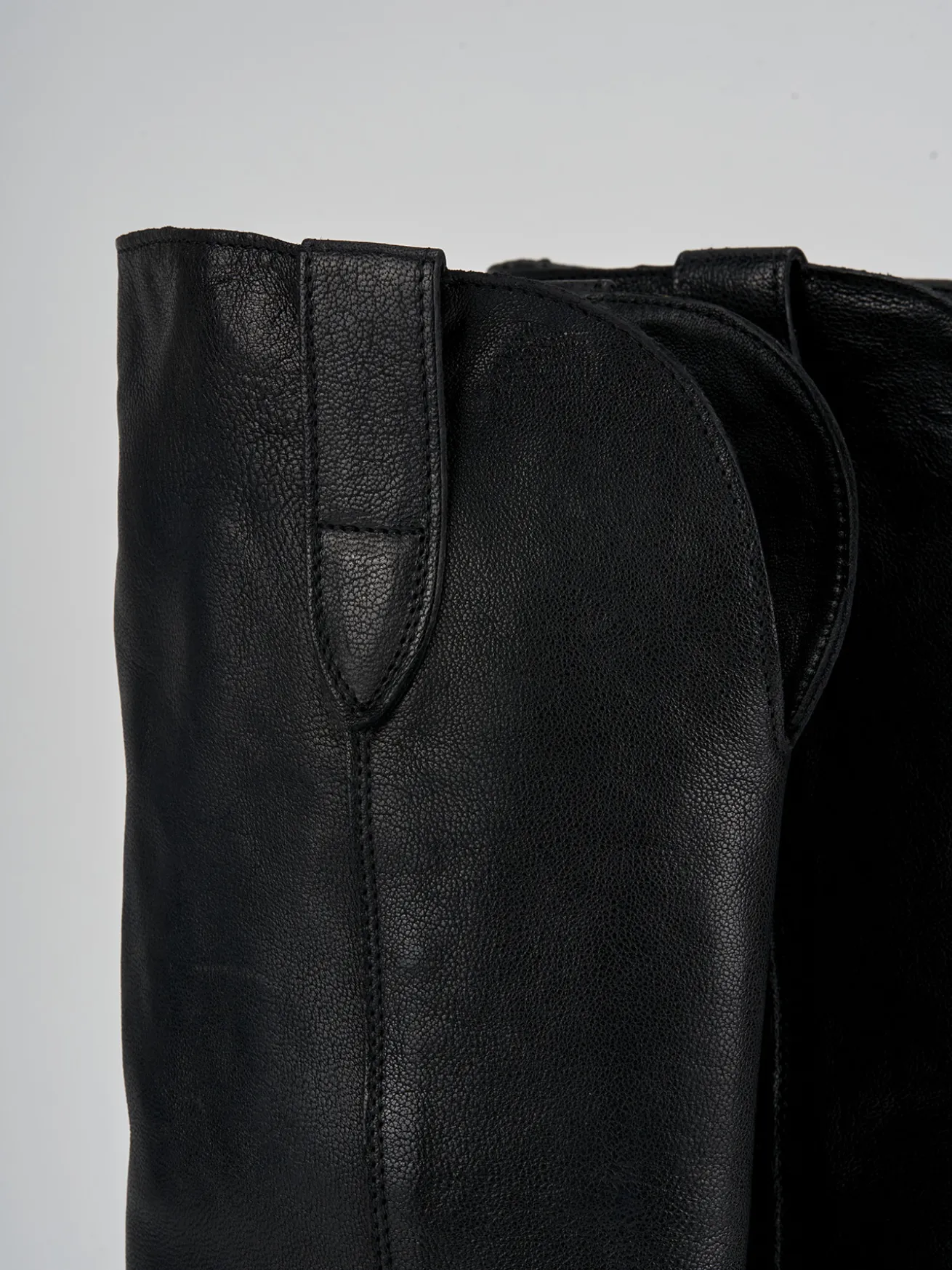 Stivali tacco 3cm pelle nero