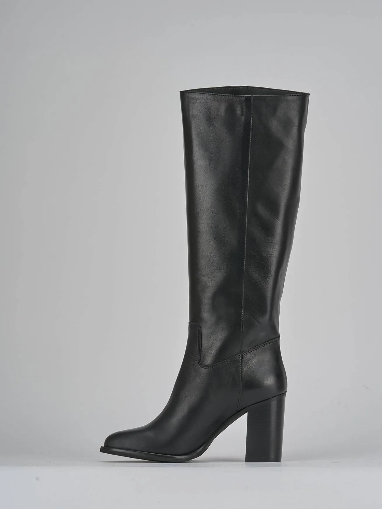 Stivali tacco 8cm pelle nero