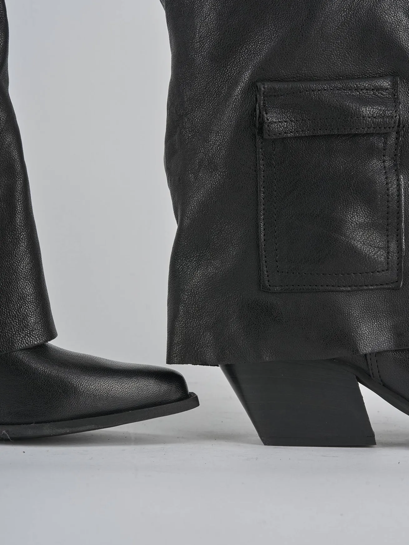 Stivali tacco 7cm pelle nero