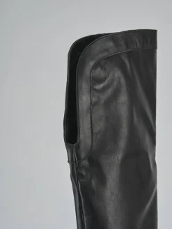 Stivali tacco 2cm pelle nero