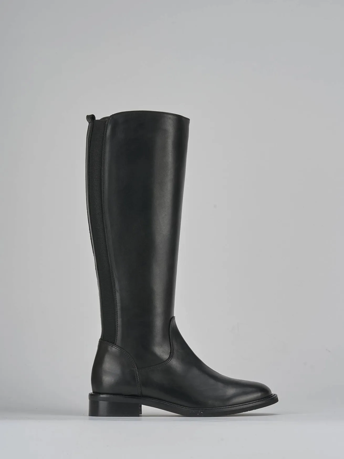 Stivali tacco 3cm pelle nero