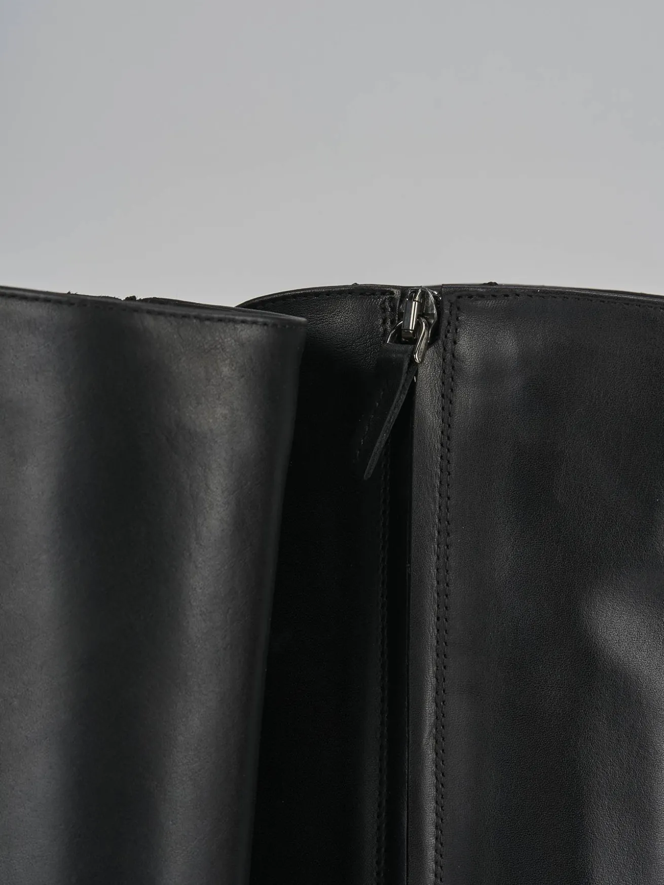 Stivali tacco 3cm pelle nero