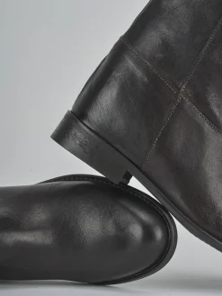 Stivali tacco 2cm pelle testa