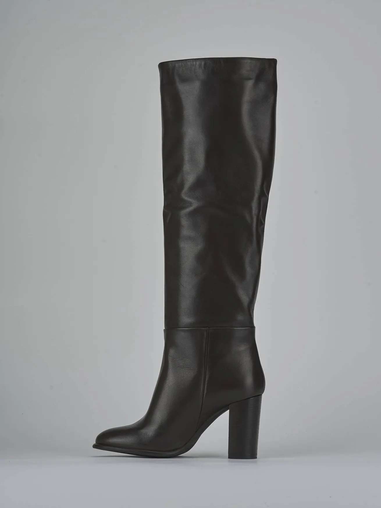 Stivali tacco 8cm pelle testa