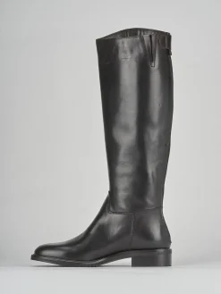 Stivali tacco 2cm pelle testa