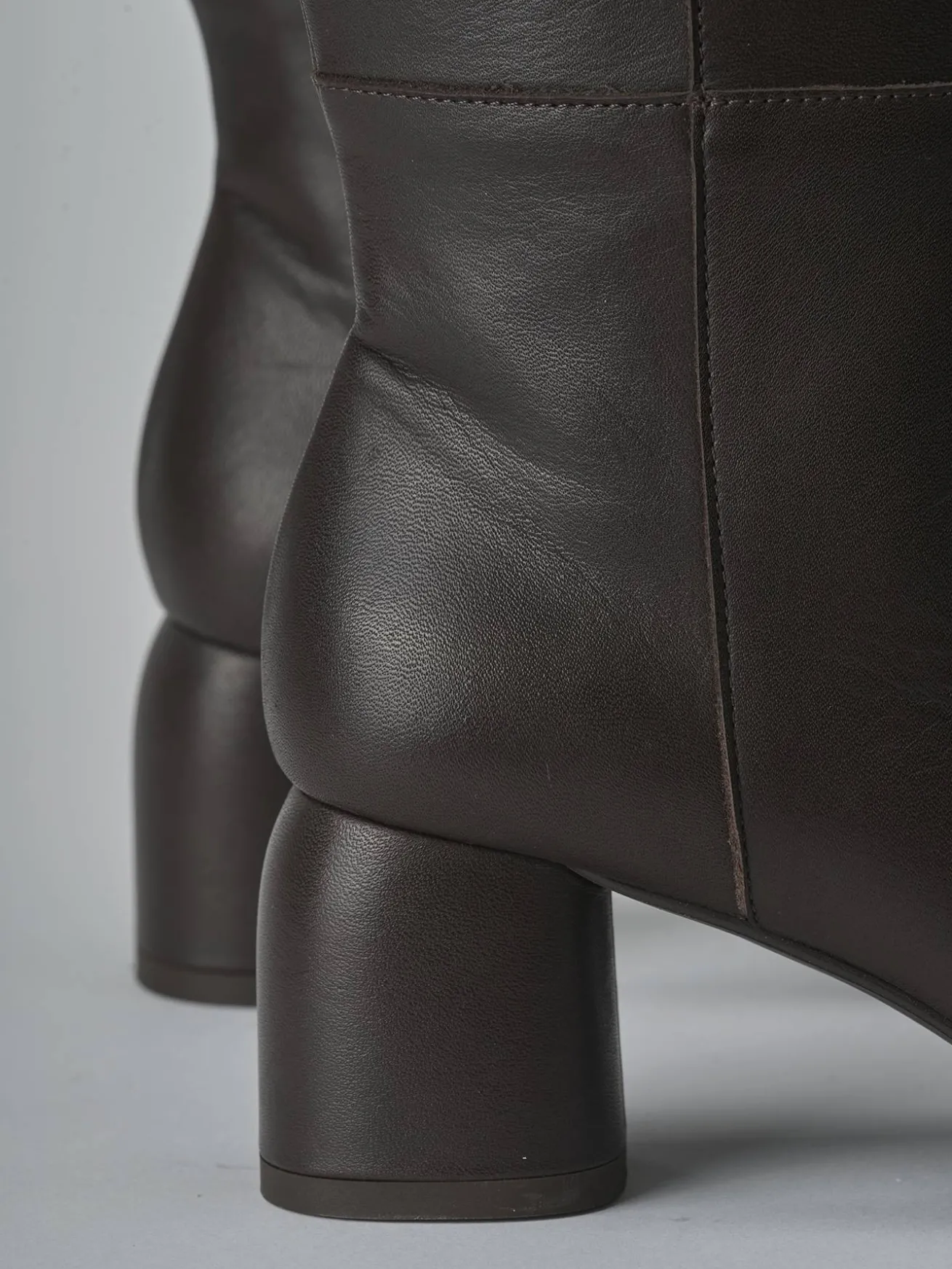 Stivali tacco 6cm pelle testa