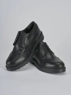 Stringata tacco 2 cm nero pelle