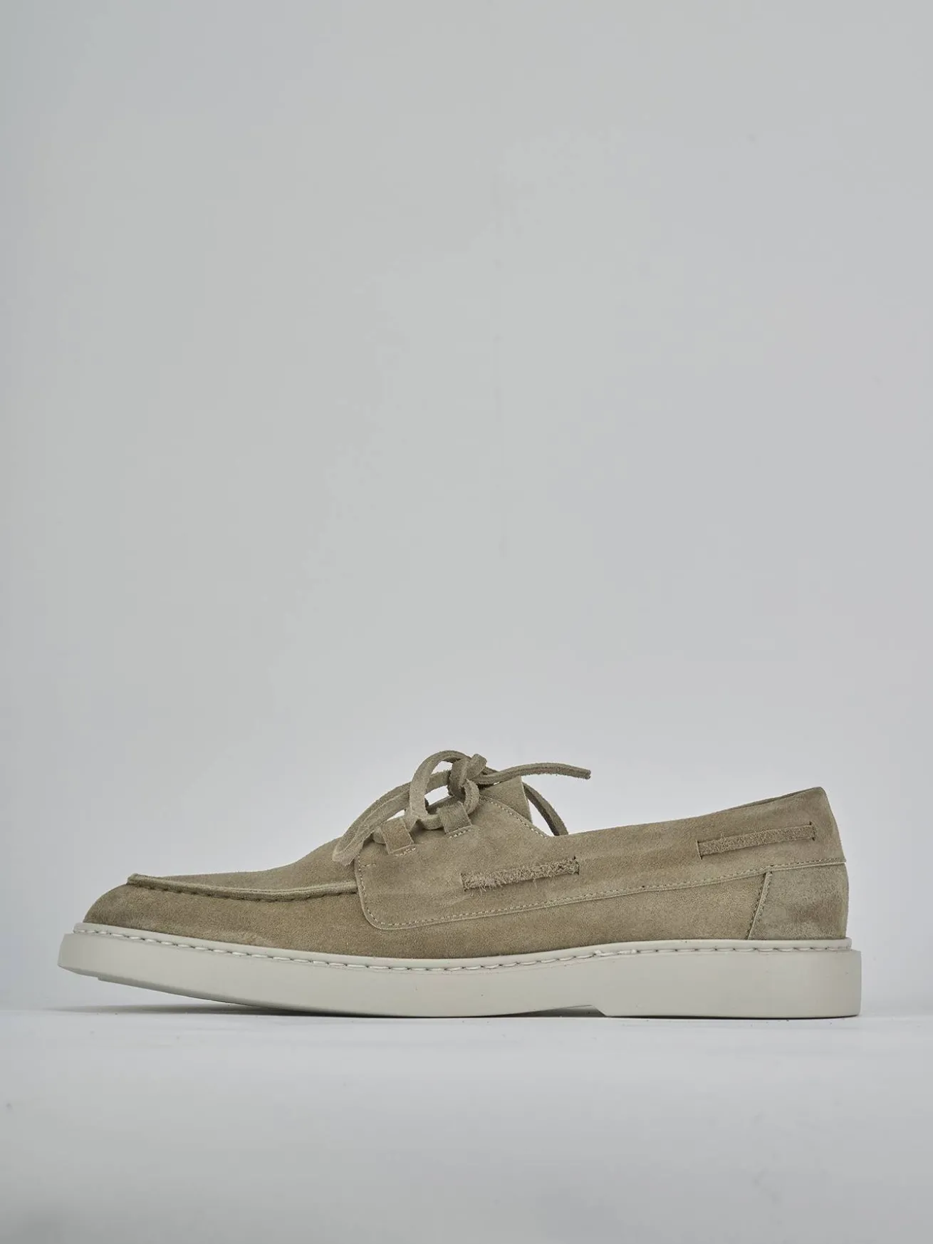 Stringate camoscio beige