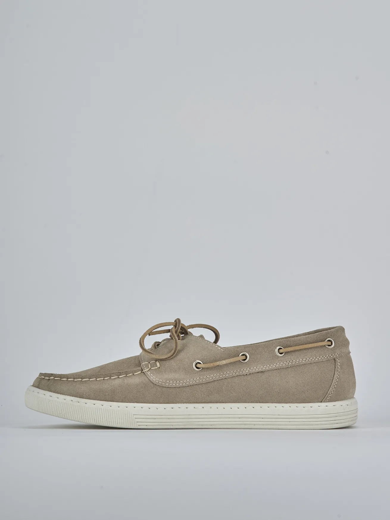 Stringate camoscio beige