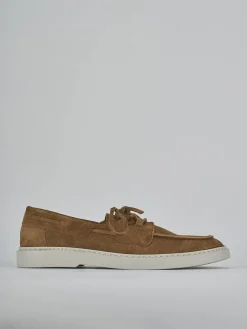 Stringate camoscio marrone