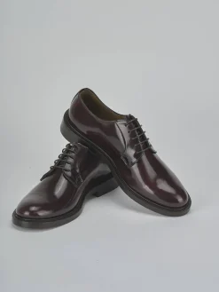 Stringate pelle bordo'