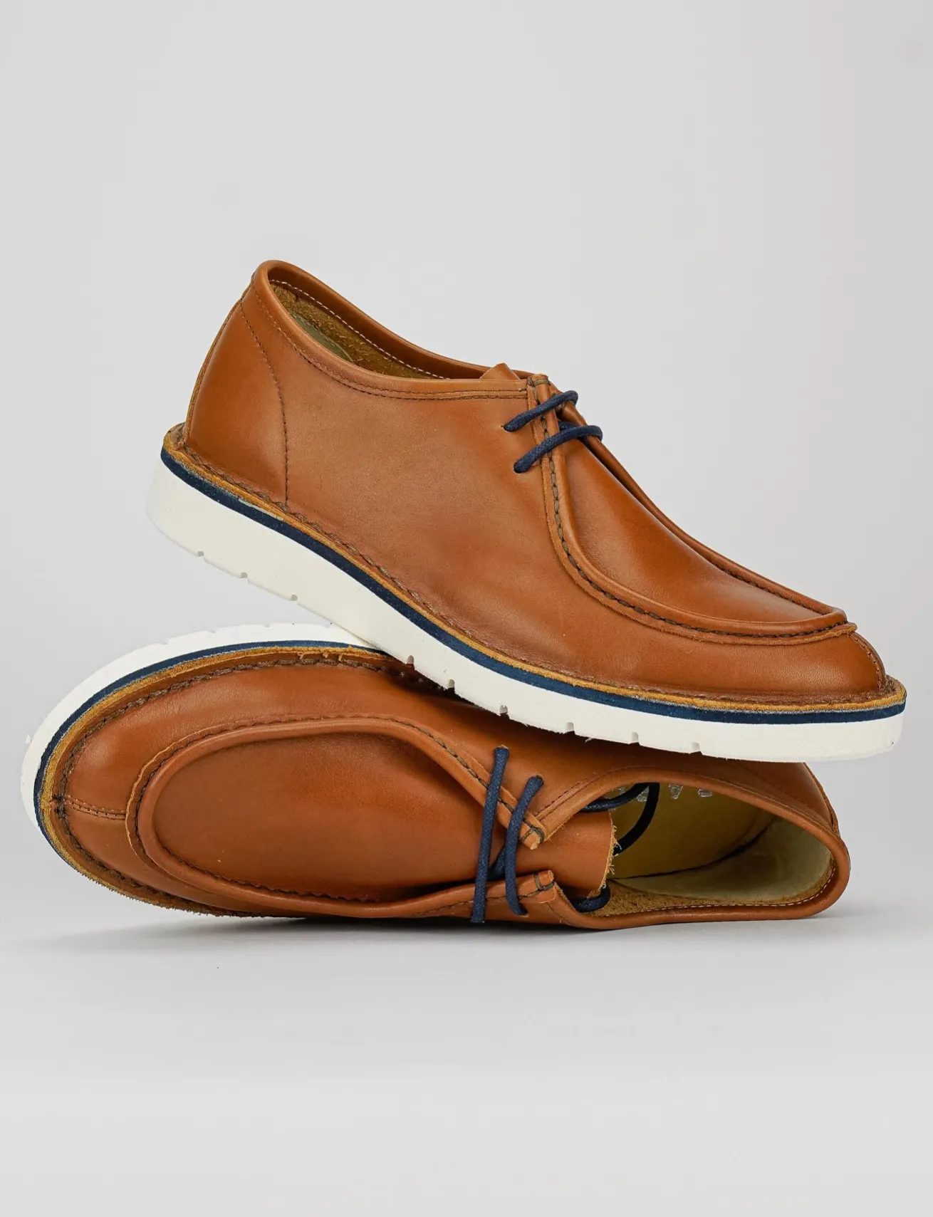 Stringate pelle marrone