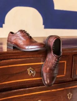 Stringate pelle marrone