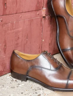 Stringate pelle marrone