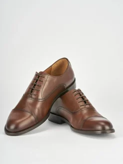 Stringate pelle marrone