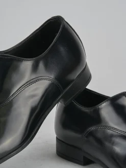 Stringate pelle nero