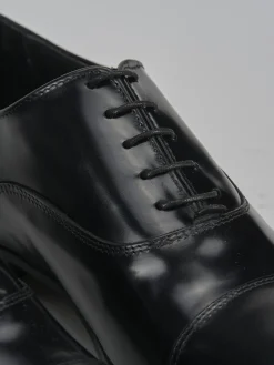 Stringate pelle nero