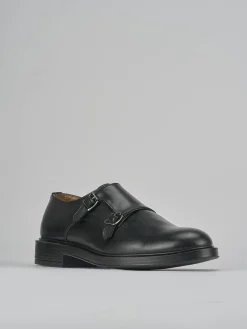 Stringate pelle nero