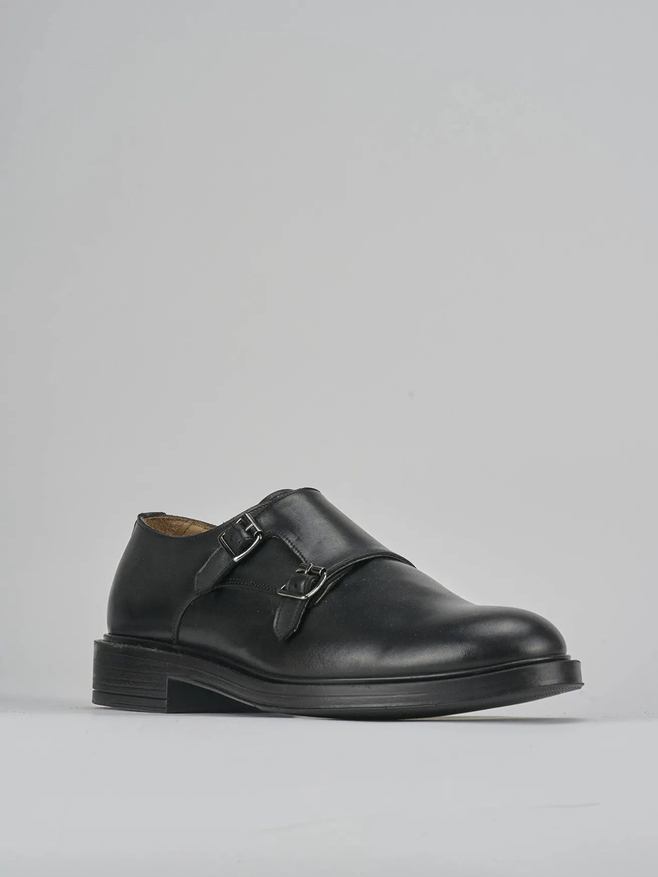 Stringate pelle nero