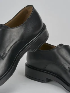 Stringate pelle nero