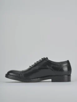 Stringate pelle nero