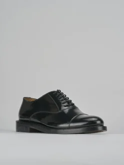 Stringate pelle nero