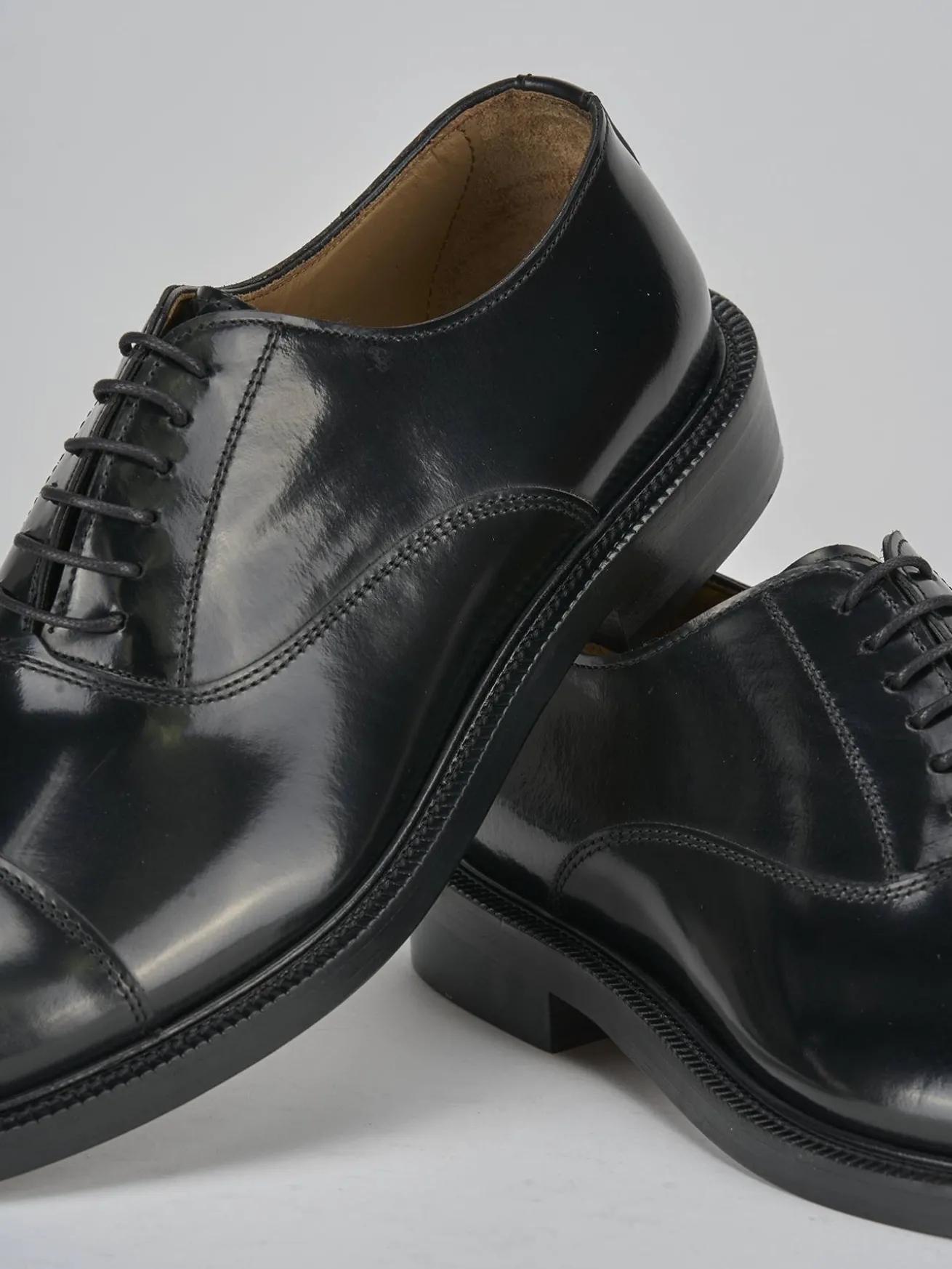 Stringate pelle nero