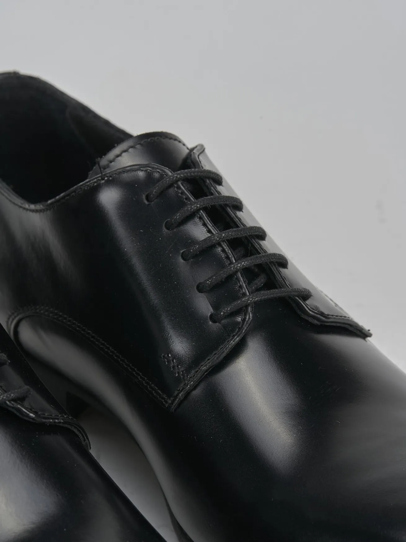 Stringate pelle nero