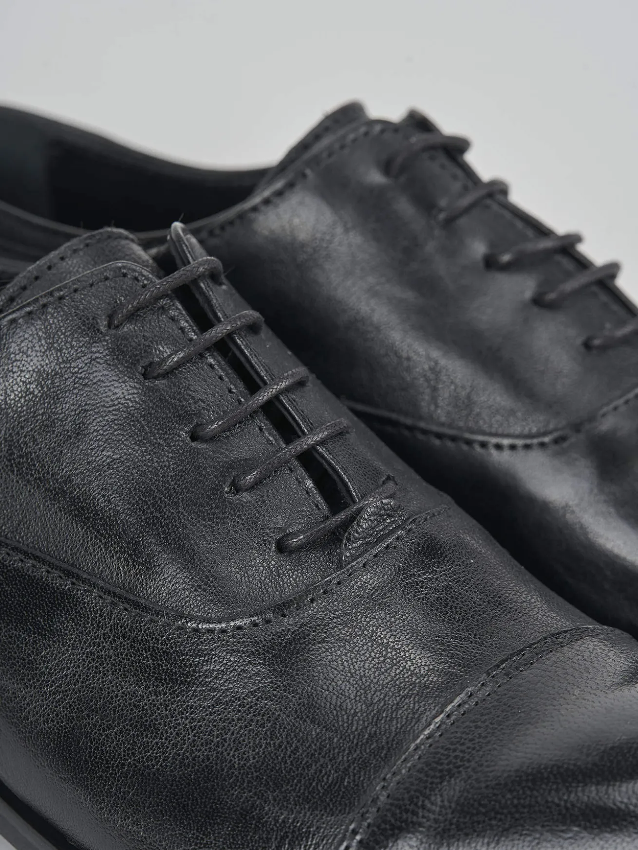 Stringate pelle nero