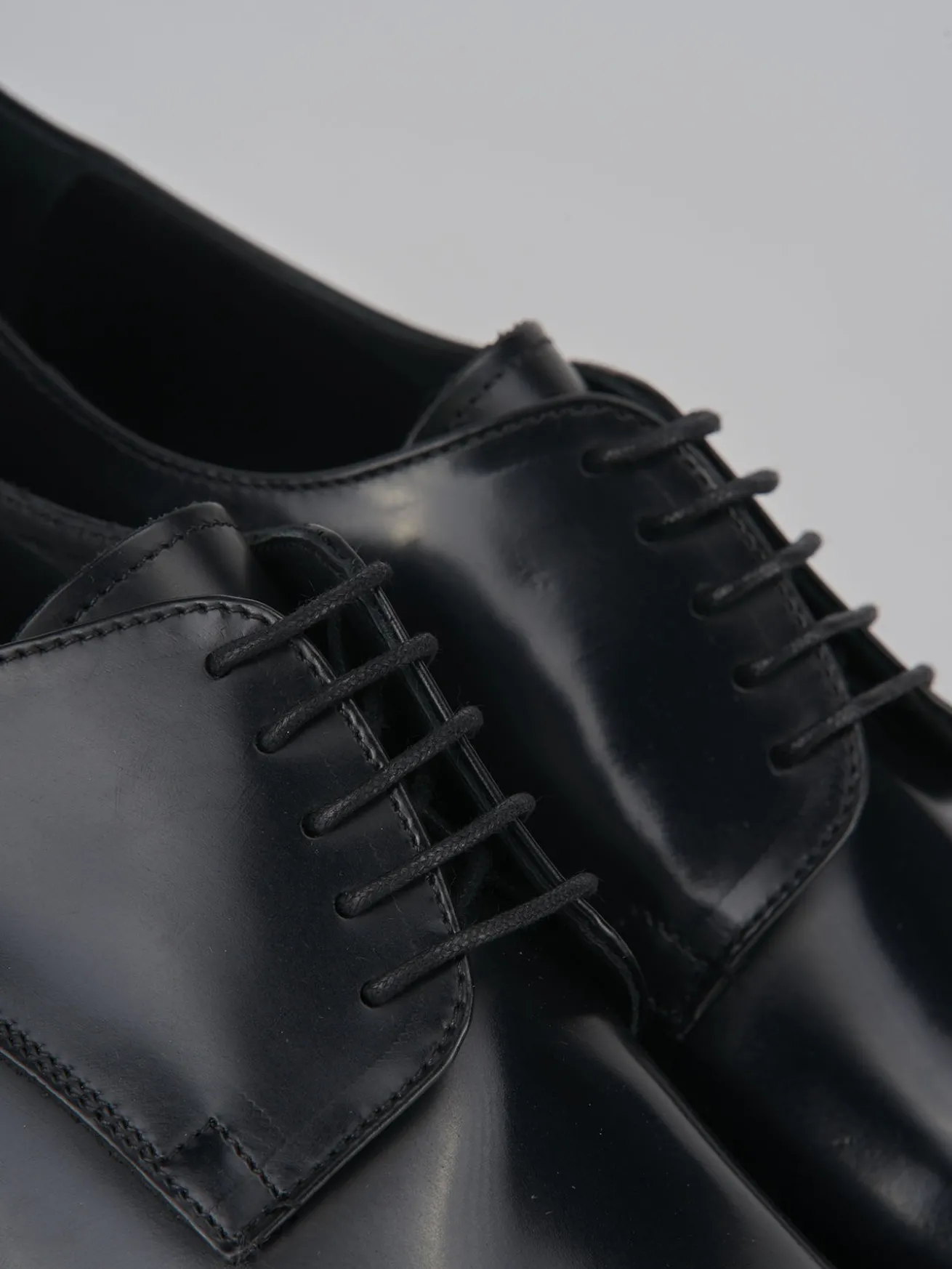 Stringate pelle nero