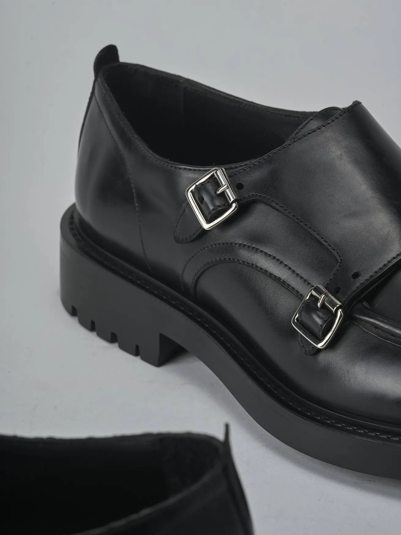 Stringate pelle nero