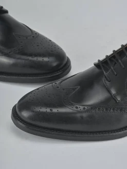 Stringate pelle nero