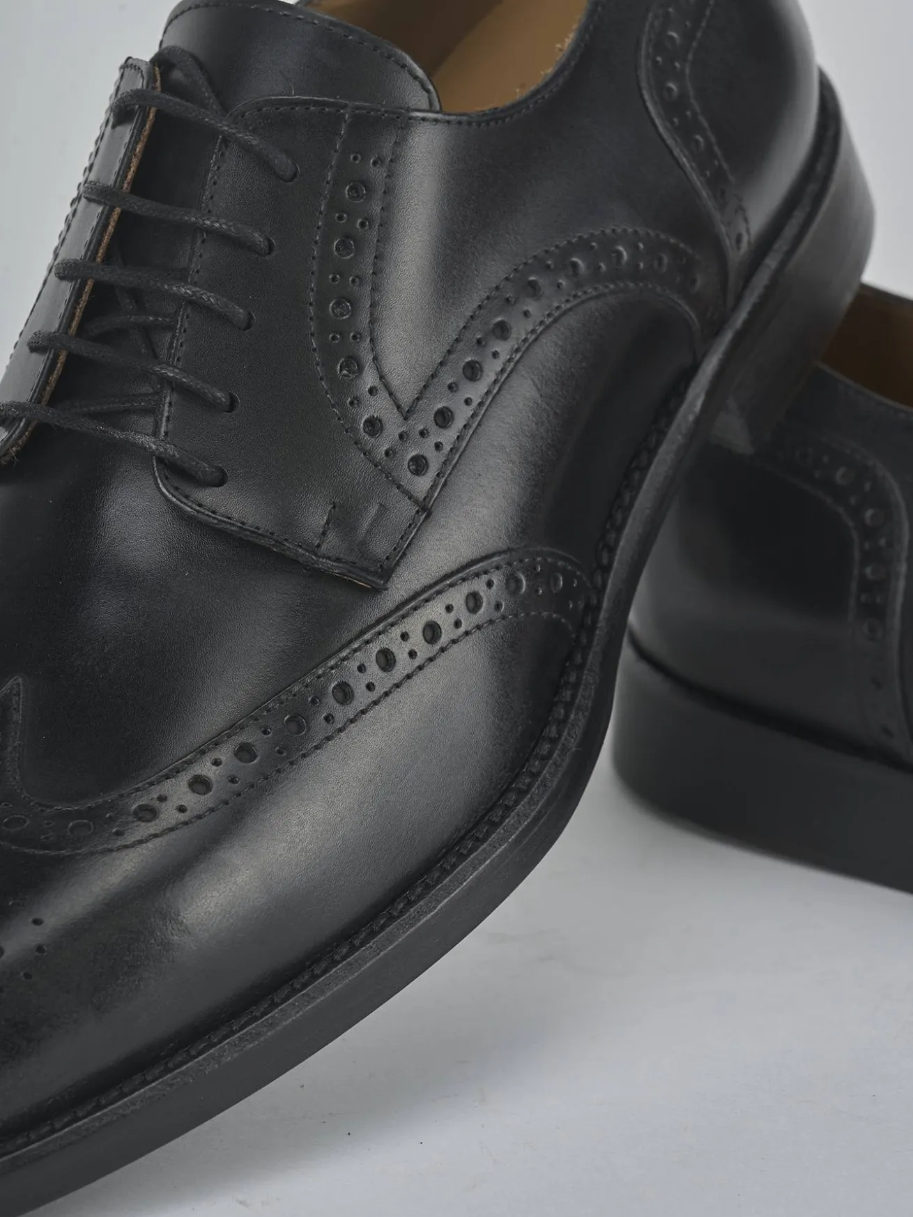 Stringate pelle nero