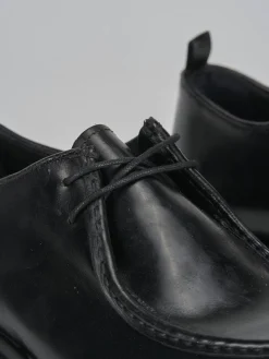 Stringate pelle nero