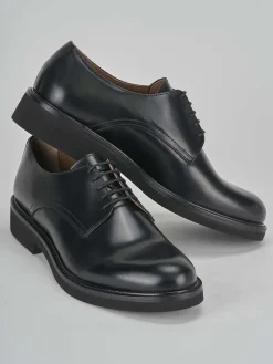 Stringate pelle nero