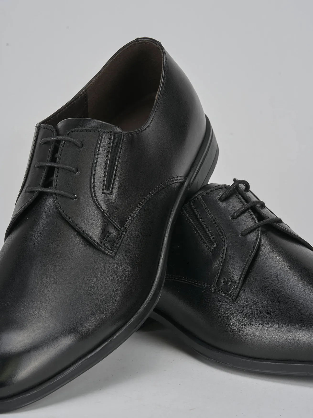 Stringate pelle nero