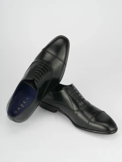 Stringate pelle nero