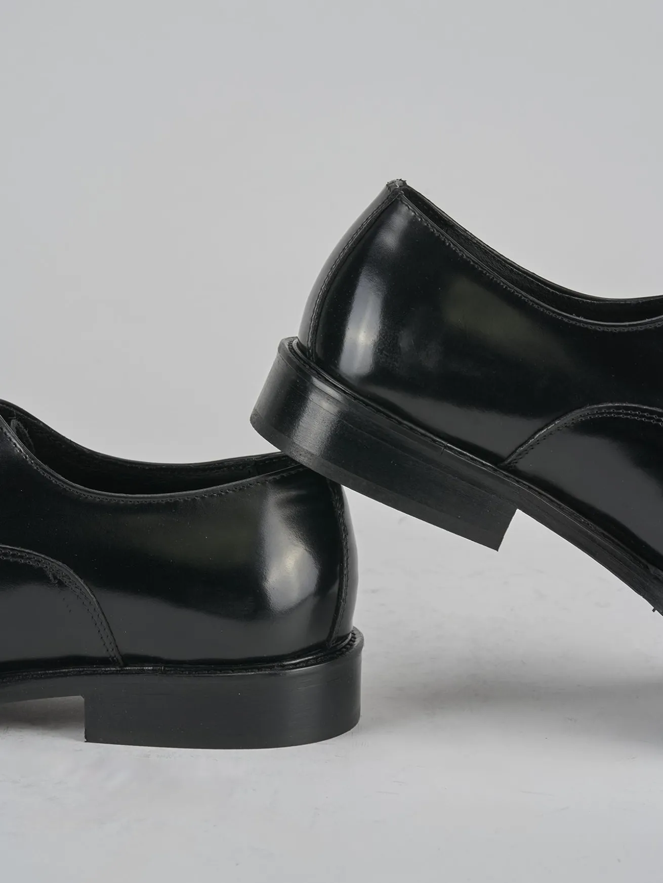 Stringate pelle nero